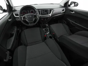 Hyundai  10