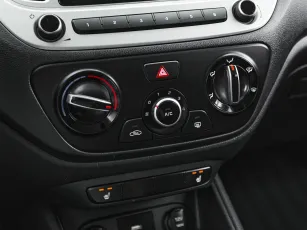 Hyundai  13