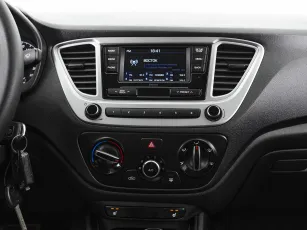 Hyundai  15