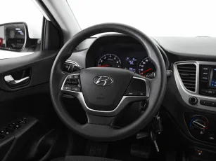Hyundai  16