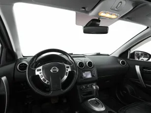 Nissan  9