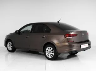 Volkswagen  4