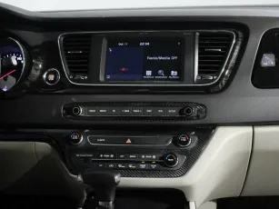Kia  10