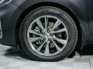 Kia  5
