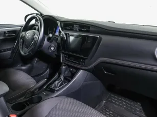Toyota  5