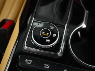Kia  26