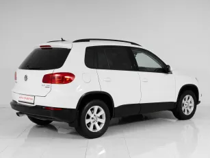 Volkswagen  4