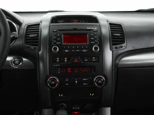 Kia  15