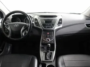 Hyundai  6