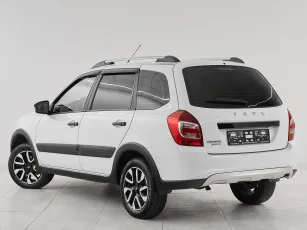 Lada (ВАЗ)  4