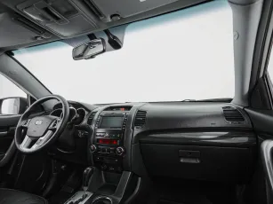Kia  10