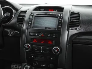 Kia  15