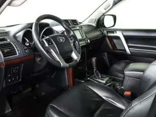 Toyota  9