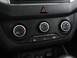 Hyundai  12