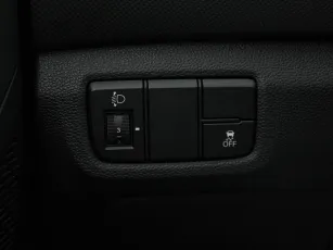 Hyundai  15
