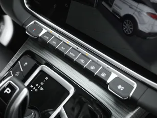 Geely  25