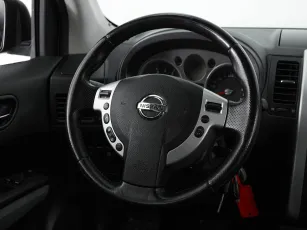 Nissan  18