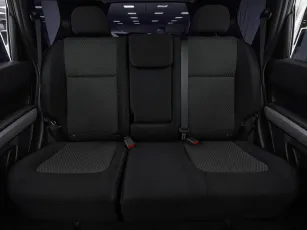 Nissan  19