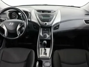 Hyundai  6