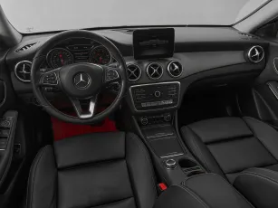 Mercedes-Benz  7