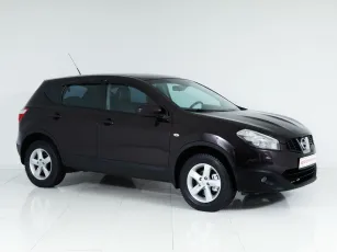 Nissan  3