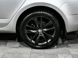 Skoda  8