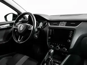 Skoda  9