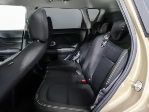 Kia  11