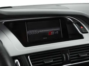 Audi  13