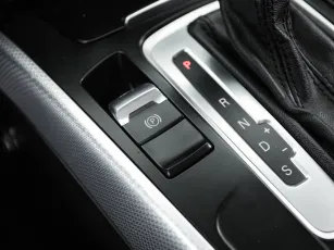 Audi  15