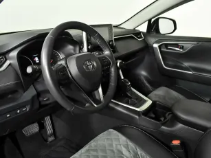 Toyota  10