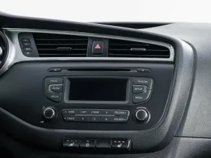 Kia  10