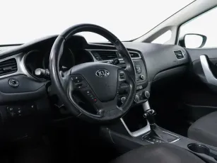 Kia  9