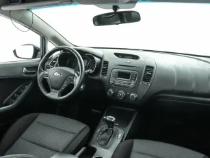Kia  6