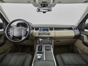 Land Rover  8