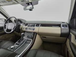 Land Rover  9