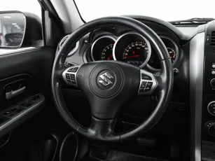 Suzuki  16