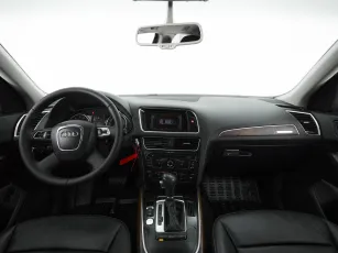 Audi  8