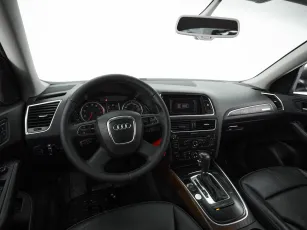 Audi  9