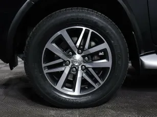 Toyota  10