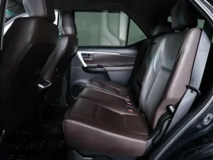 Toyota  18