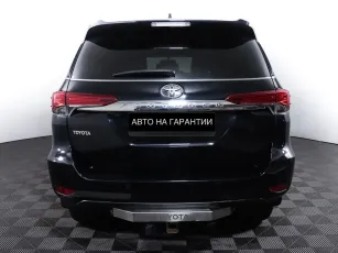 Toyota  6
