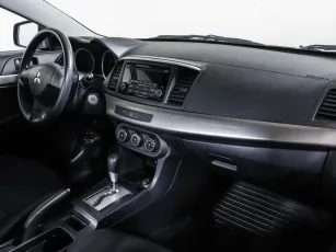 Mitsubishi  5