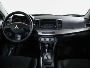 Mitsubishi  6