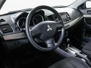 Mitsubishi  7