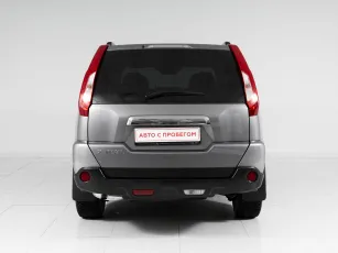 Nissan  6