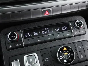 Hyundai  18