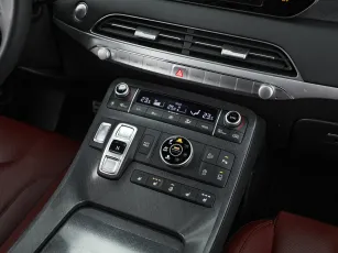 Hyundai  23