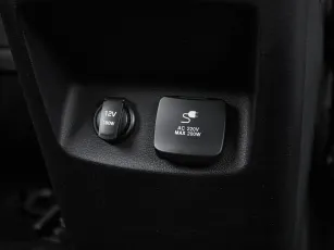 Hyundai  32