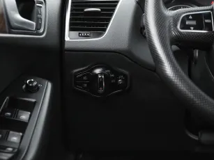 Audi  12